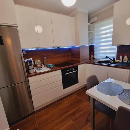 Queency Cu Gradina Si Parcare Gratuita Apartment